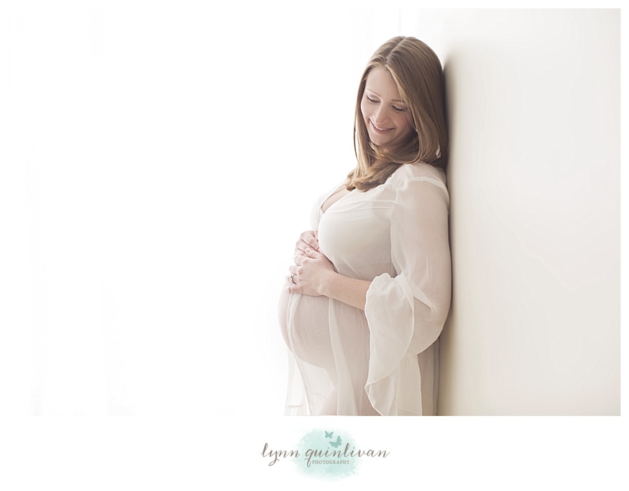 Lynn Quinlivan Photography Massachusetts Photographer MA Worcester Millbury Holden Sutton Shrewsbury Grafton Artistic Maternity Photography Images_0110