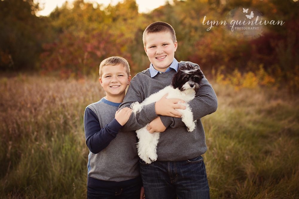 Massachusett Outdoor Family Photographer
