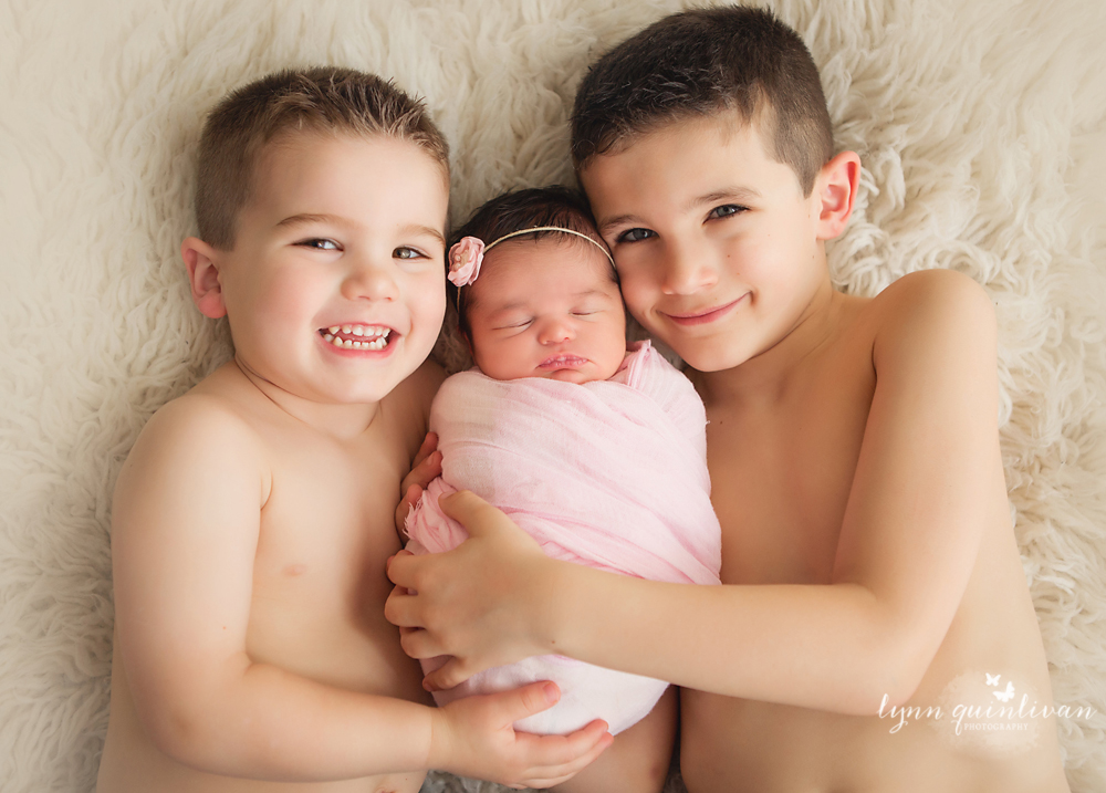 MA Newborn and Sibling Photographer