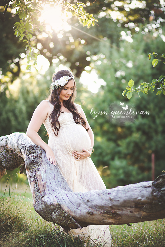 Natural Light Maternity Photographer