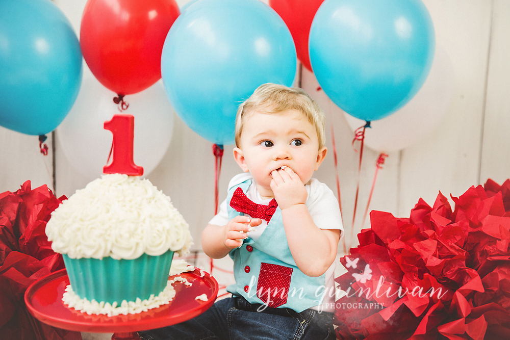 Central MA Cake Smash Photography