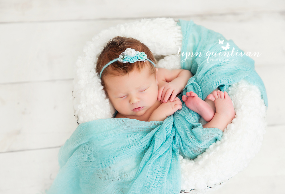 Newborn Photographer in Shrewsbury MA